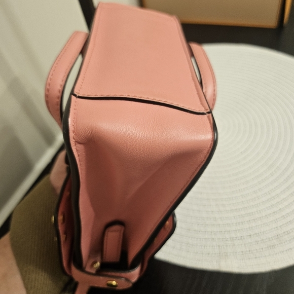 Fendi Flip Tote - Small With Shoulder Strap - Picture 6 of 11